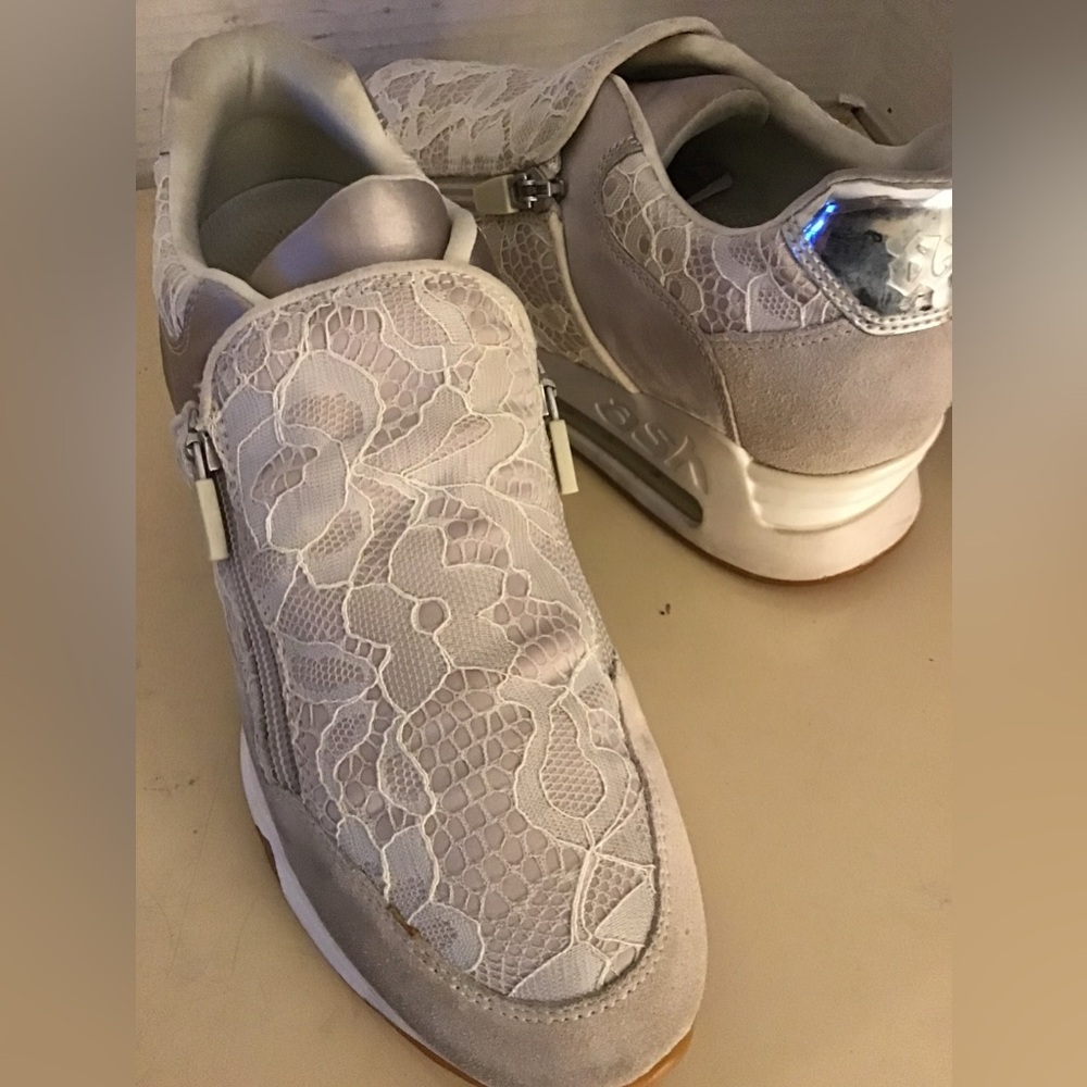 Ash limited women lace platform sneakers US 6.5
